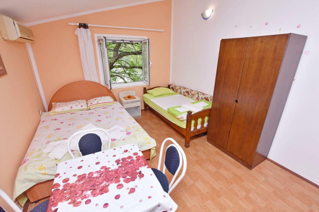 Apartments Siljak Petrovac Exteriér fotografie