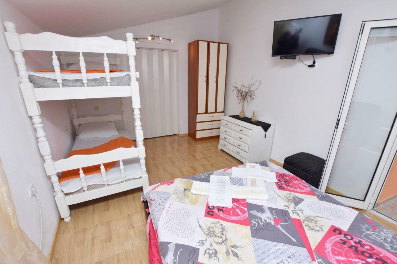 Apartments Siljak Petrovac Exteriér fotografie