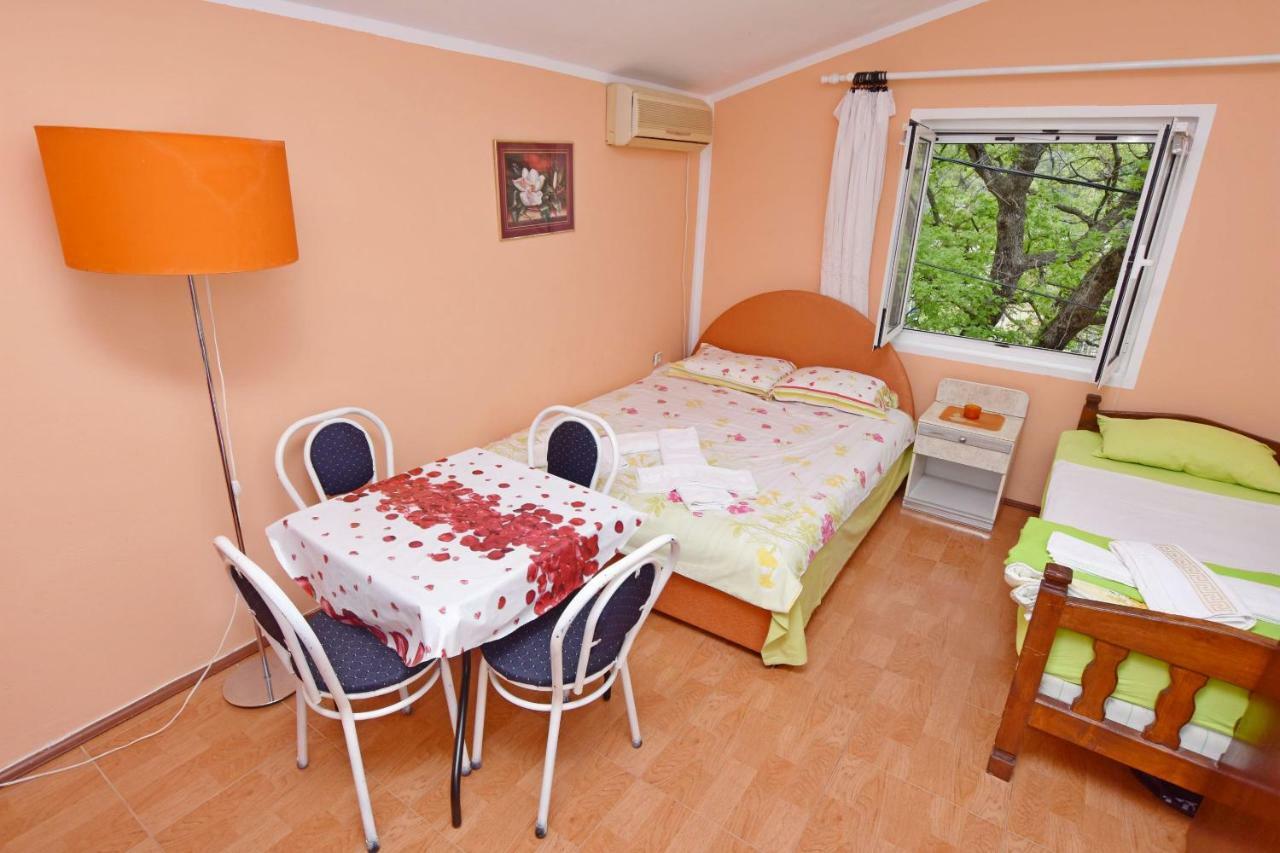 Apartments Siljak Petrovac Exteriér fotografie